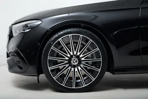 MERCEDES-BENZ E 220 d AMG Line 4matic W214