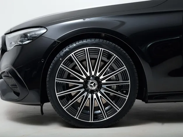 MERCEDES-BENZ E 220 d AMG Line 4matic W214