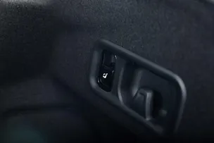 MERCEDES-BENZ E 220 d AMG Line 4matic W214