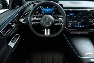MERCEDES-BENZ E 220 d AMG Line 4matic W214