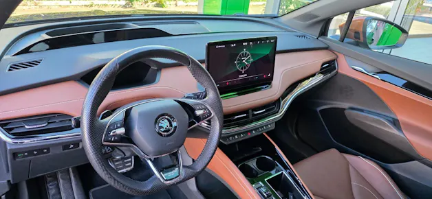 SKODA Enyaq iV 80x Founders Edition