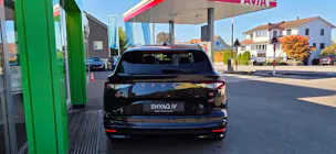 SKODA Enyaq iV 80x Founders Edition