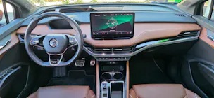 SKODA Enyaq iV 80x Founders Edition