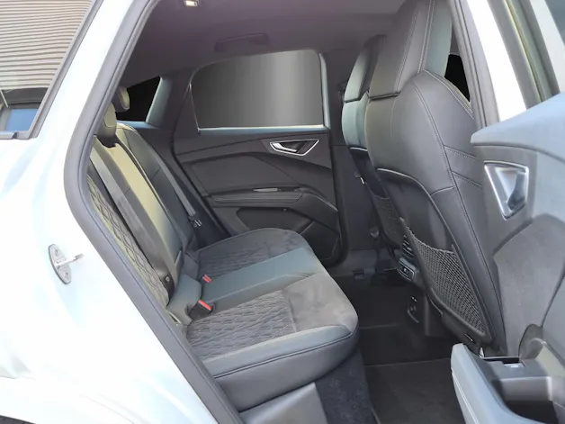 AUDI Q4 Sportback e-tron 50 quattro
