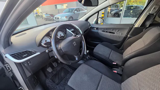 PEUGEOT 207 1.6 16V Sport
