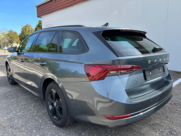 SKODA Octavia Combi 1.0 TSI mHEV DSG Ambition
