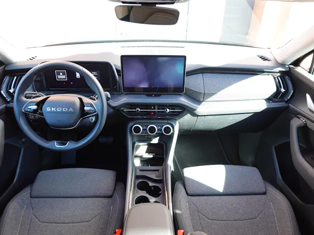 SKODA Kodiaq 1.5 TSI mHEV * 7 Places * Crochet remorque * Caméra * Tempomat Adaptatif * Clim Auto * Hayon Electrique *"