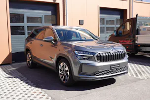 SKODA Kodiaq 1.5 TSI mHEV * 7 Places * Crochet remorque * Caméra * Tempomat Adaptatif * Clim Auto * Hayon Electrique *"