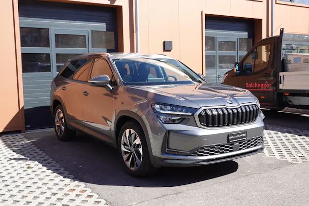 SKODA Kodiaq 1.5 TSI mHEV * 7 Places * Crochet remorque * Caméra * Tempomat Adaptatif * Clim Auto * Hayon Electrique *"