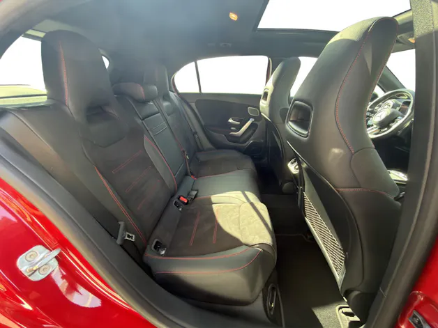 MERCEDES-BENZ A AMG 35 4Matic 8G-DCT
