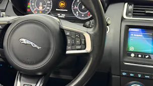 Jaguar E-Pace 2.0d D240 R-Dynamic SE AWD Automatik