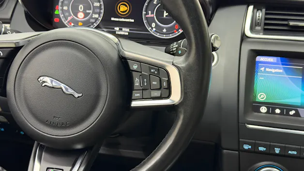 Jaguar E-Pace 2.0d D240 R-Dynamic SE AWD Automatik
