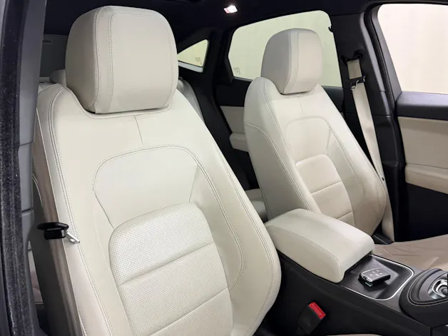 Jaguar E-Pace 2.0d D240 R-Dynamic SE AWD Automatik