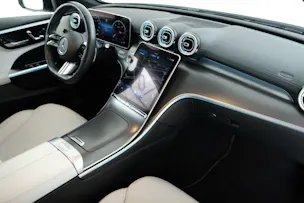 MERCEDES-BENZ C 220 d Swiss Star AMG Line 4matic T-Modell S206