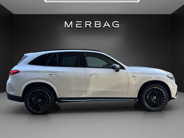 MERCEDES-BENZ GLC 300 e 4Matic 9G-Tronic