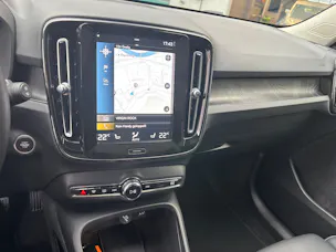 VOLVO XC40 T5 PHEV Ultimate Bright DCT