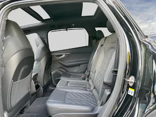 AUDI SQ7 TFSI quattro tiptronic