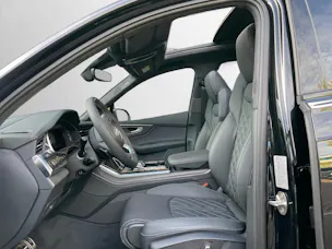 AUDI SQ7 TFSI quattro tiptronic