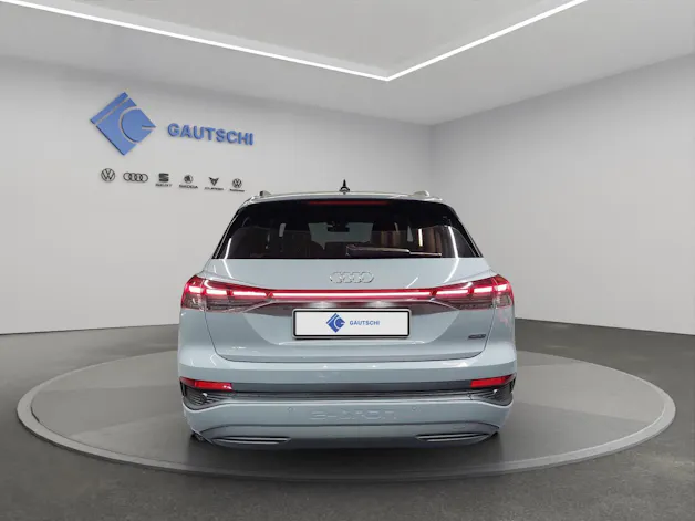 AUDI Q4 e-tron 45 quattro