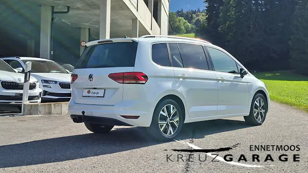 VW Touran 2.0 TDI BlueMotion Technology Highline DSG *CH-Fahrzeug mit Anhängerkupplung*