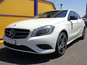 MERCEDES-BENZ A 200 Night Star 7G-DCT