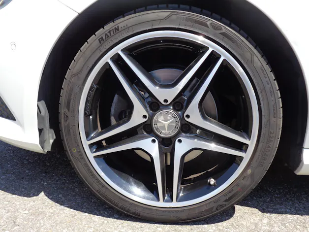 MERCEDES-BENZ A 200 Night Star 7G-DCT