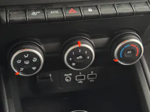 RENAULT Clio 1.0 Zen