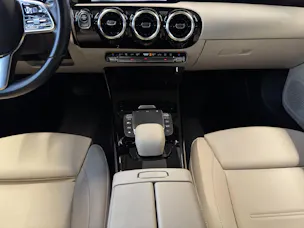 MERCEDES-BENZ CLA 250 e Progressive