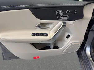 MERCEDES-BENZ CLA 250 e Progressive