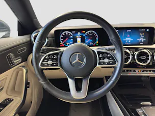 MERCEDES-BENZ CLA 250 e Progressive