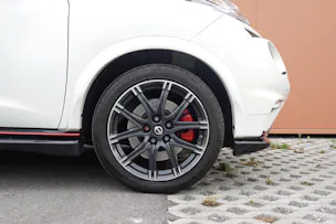 NISSAN Juke 1.6 DIG-T Nismo RS 4x4 "* CH Auto * Sièges Recaro * Black Edition * Interieur Alcantara * Tempomat *"