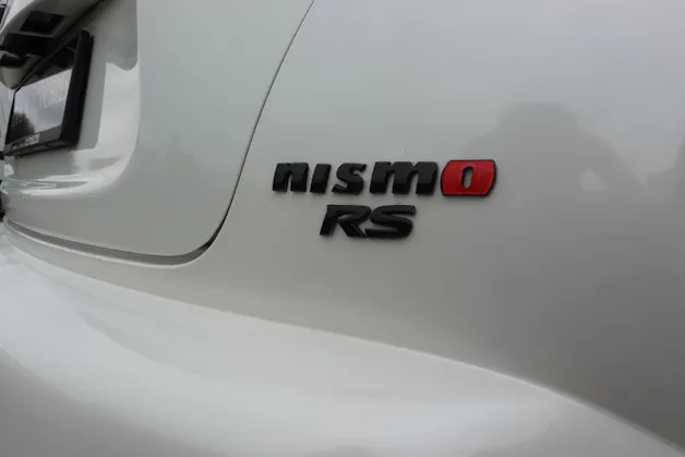 NISSAN Juke 1.6 DIG-T Nismo RS 4x4 "* CH Auto * Sièges Recaro * Black Edition * Interieur Alcantara * Tempomat *"