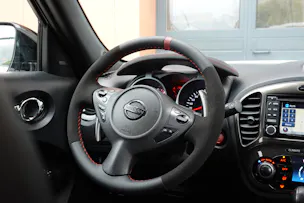 NISSAN Juke 1.6 DIG-T Nismo RS 4x4 "* CH Auto * Sièges Recaro * Black Edition * Interieur Alcantara * Tempomat *"