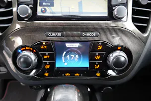 NISSAN Juke 1.6 DIG-T Nismo RS 4x4 "* CH Auto * Sièges Recaro * Black Edition * Interieur Alcantara * Tempomat *"