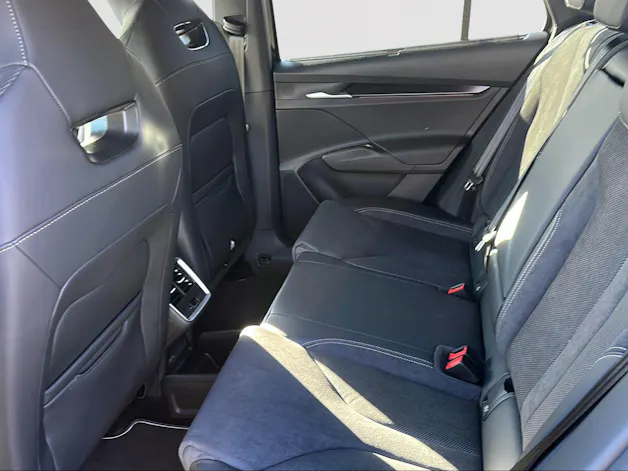 SKODA Elroq 85x Sportline 4x4