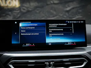 BMW 320i xDrive Steptronic M Sport Pro *Facelift*20" Felgen*Abstandsregler*Head-Up*