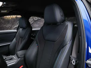 BMW 320i xDrive Steptronic M Sport Pro *Facelift*20" Felgen*Abstandsregler*Head-Up*