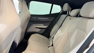 VOLVO EX 30 CC P8 Ultra AWD