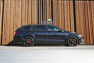 SKODA OCTAVIA COMBI 2.0 TSI RS FINAL EDITION BLACK DSG l 290 PS