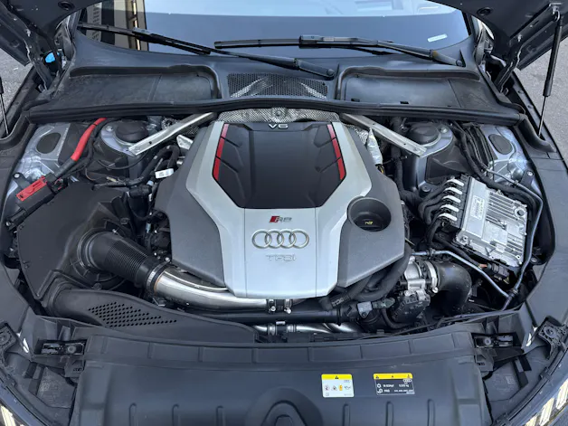 AUDI RS4 Avant quattro tiptronic