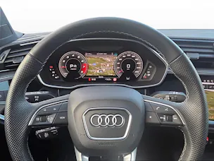AUDI Q3 35 TFSI S line Attraction S-tronic
