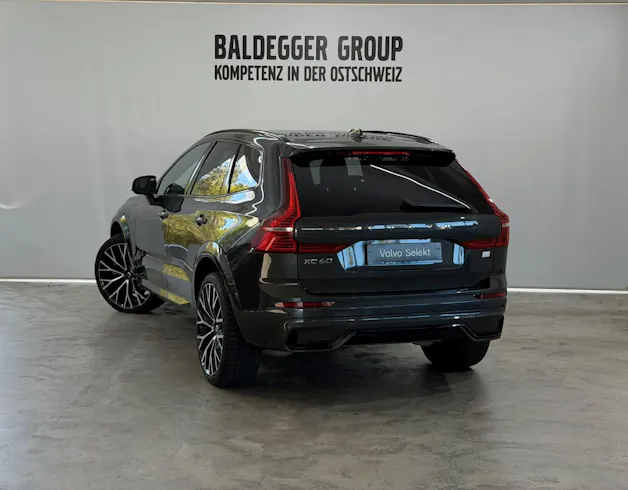 VOLVO XC60 2.0 T6 TE R-Design eAWD