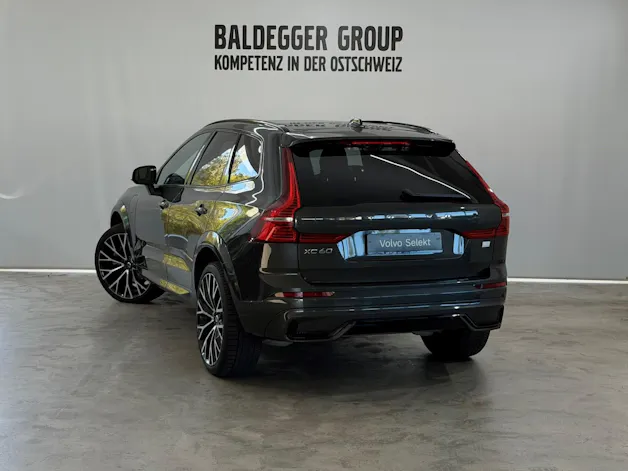 VOLVO XC60 2.0 T6 TE R-Design eAWD