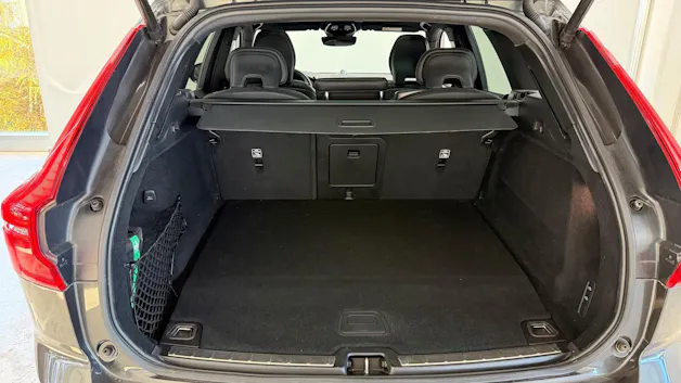 VOLVO XC60 2.0 T6 TE R-Design eAWD