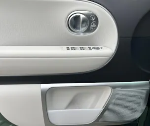 HYUNDAI Ioniq 9 110kWh Vertex Caligraphy 4WD