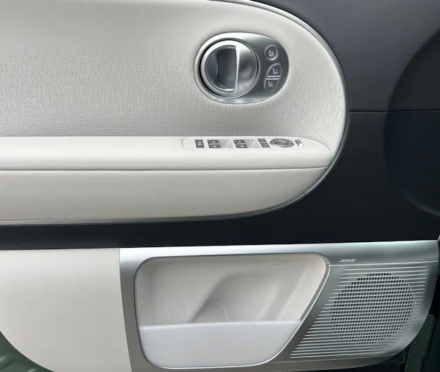 HYUNDAI Ioniq 9 110kWh Vertex Caligraphy 4WD