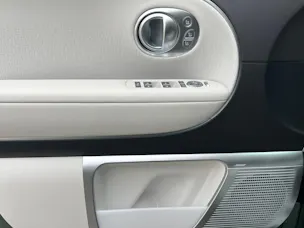 HYUNDAI Ioniq 9 110kWh Vertex Caligraphy 4WD
