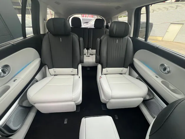 HYUNDAI Ioniq 9 110kWh Vertex Caligraphy 4WD