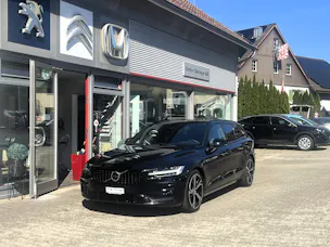 VOLVO V60 B4 Benzin Mild Hybrid Ultra Dark Business DCT