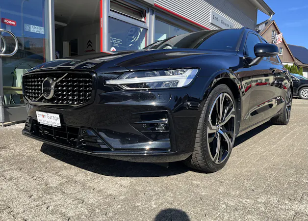 VOLVO V60 B4 Benzin Mild Hybrid Ultra Dark Business DCT